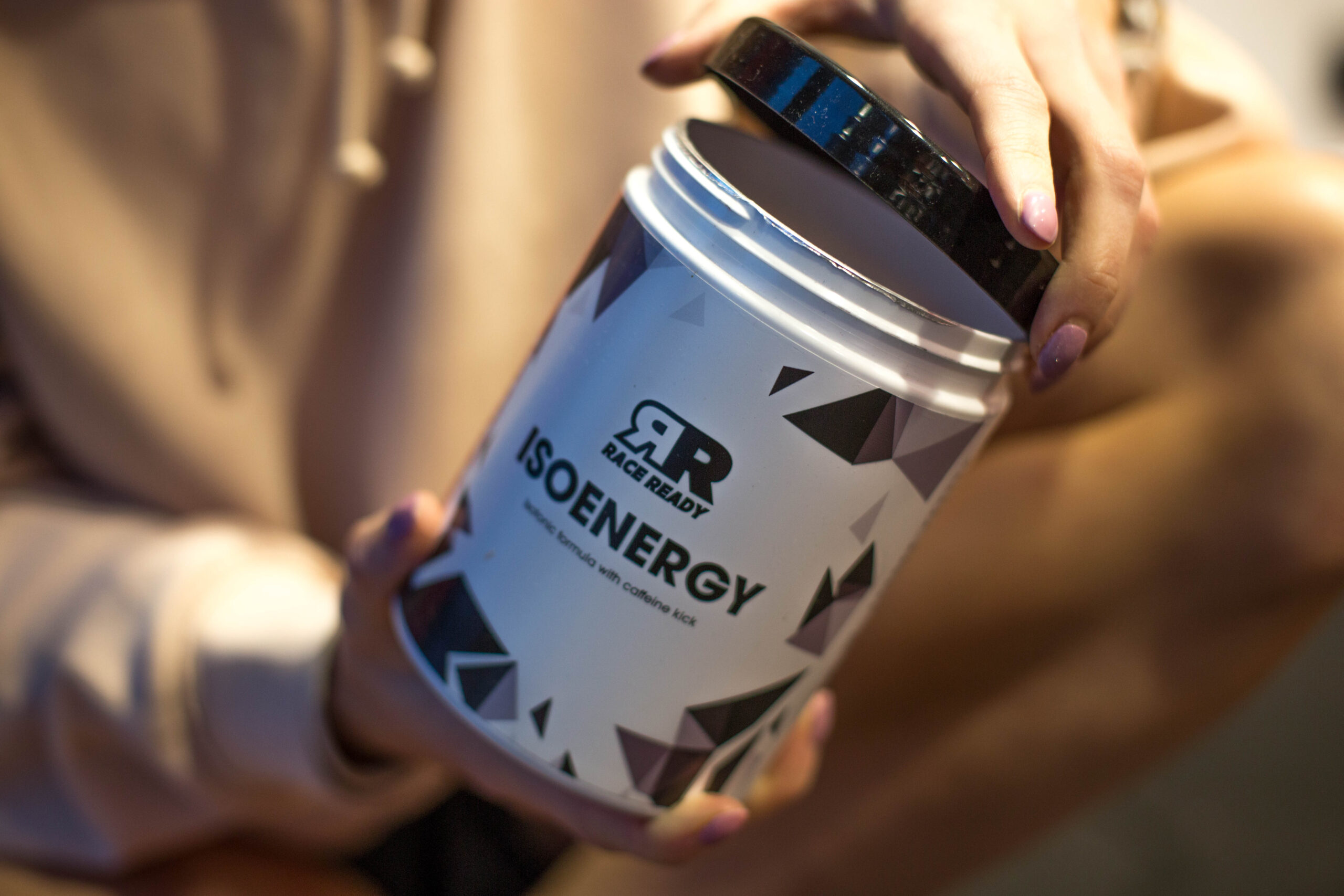 Read more about the article Kofeina a wydajność treningu